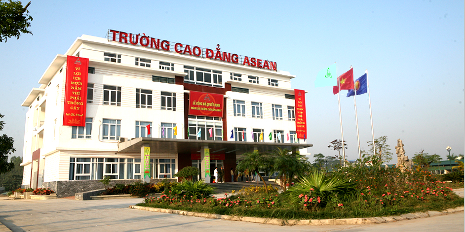 Top các trường đào tạo cao đẳng Dược ở khu vực TP Hồ Chí Minh