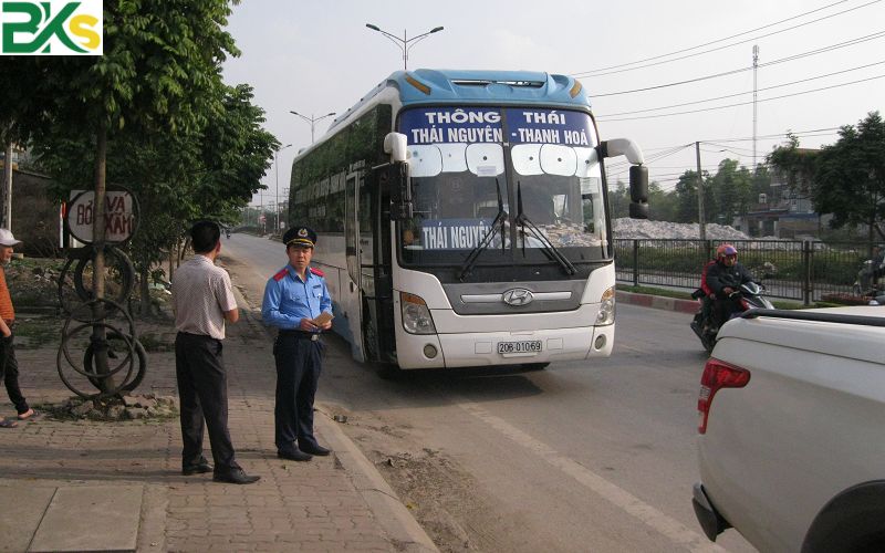 Mục tiêu đào tạo trong khóa học Trung Cấp Kinh Doanh Vận Tải Đường Bộ?