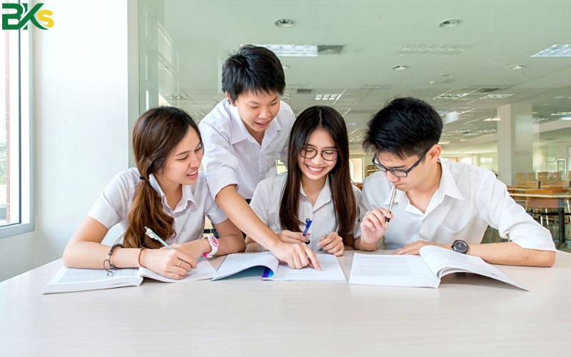 Thời Gian Đào Tạo Trung Cấp Chính Quy tại Bks 
