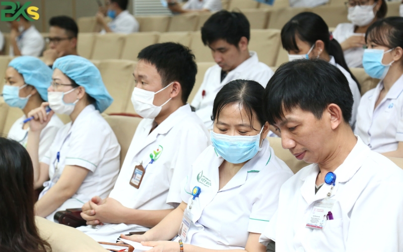 Tuyển sinh liên thông bác sĩ đa khoa 2025 cập nhật mới nhất 10 Học Cao đẳng Y sĩ đa khoa ra trường làm gì?