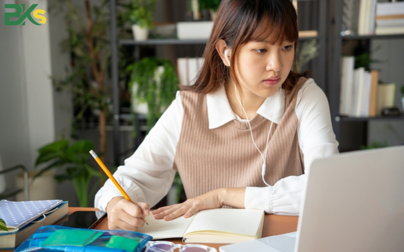 Khóa học trung cấp Tiếng Anh từ xa mới nhất 7 Học gì trong chương trình trung cấp Tiếng Anh từ xa?