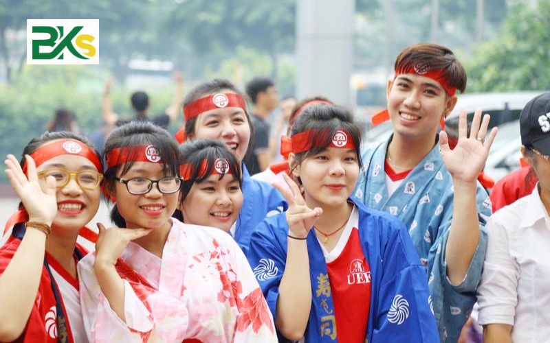 Tuyển sinh Cao đẳng Tiếng Nhật mới nhất - Lấy bằng chính quy 3 Tốt nghiệp Cao đẳng Tiếng Nhật ra trường làm gì?