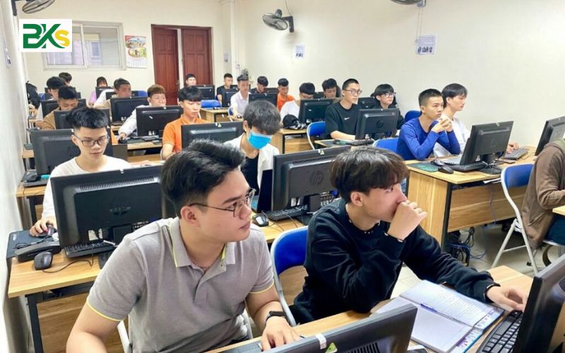 Cơ hội việc làm sau khi tốt nghiệp Trung cấp Công nghệ thông tin