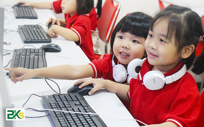 Thông báo tuyển sinh Cao đẳng Sư phạm mầm non Chính quy 5 Cao đẳng Sư phạm mầm non Chính quy