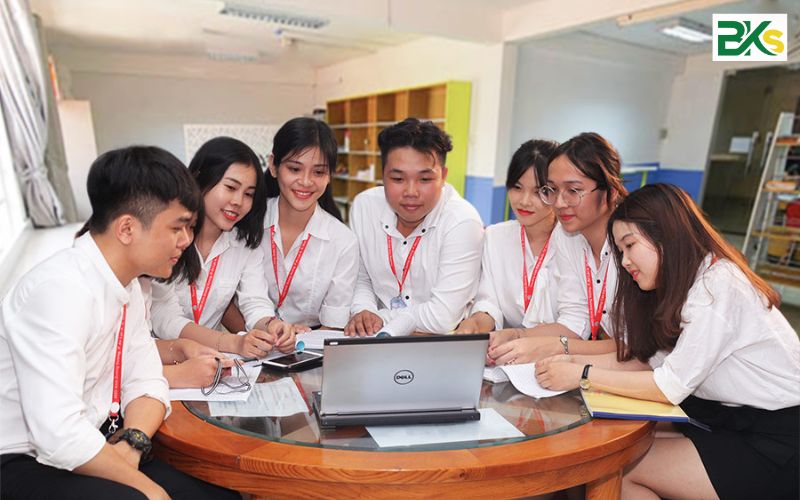 Thông báo tuyển sinh Trung cấp Quản trị doanh nghiệp vừa và nhỏ Chính quy 6 Lợi ích khi học Trung cấp Quản trị doanh nghiệp vừa và nhỏ Chính quy