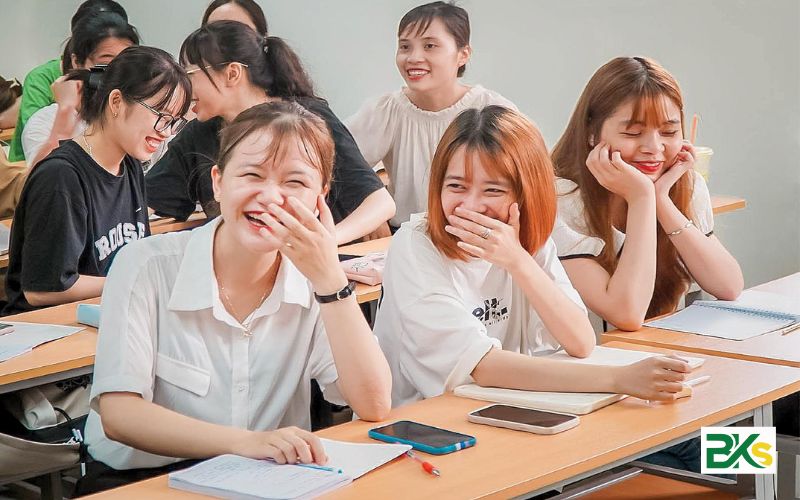 Thông báo tuyển sinh Trung cấp Tiếng Nhật Chính quy 7 Ra trường Trung cấp Tiếng Nhật Chính quy thì làm gì?
