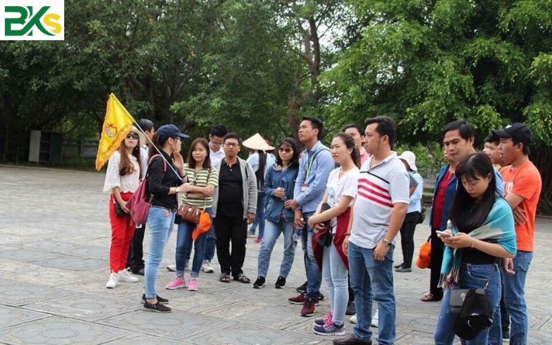 Trung cấp nghề Hướng dẫn du lịch