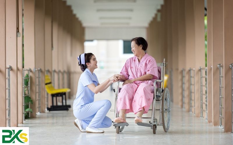 Học phí Trung cấp Điều dưỡng Trực tuyến bao nhiêu?