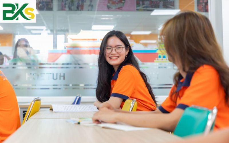 Tuyển sinh Trung cấp Tiếng Trung