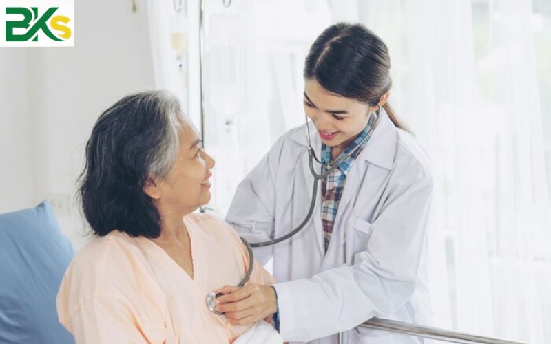 Khóa học Trung cấp Điều dưỡng cấp tốc