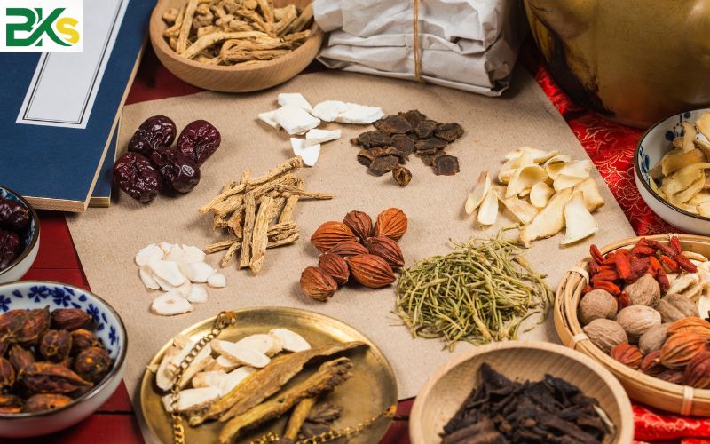 Tuyển sinh Trung cấp Y học cổ truyền Cấp tốc mới nhất 5 Thông báo xét tuyển khóa học Trung cấp Y học cổ truyền Cấp tốc