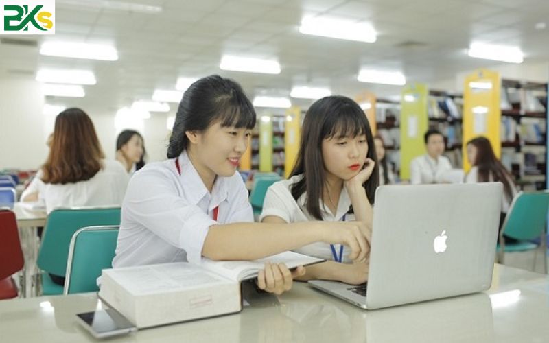 Thời gian học Trung cấp Tiếng Trung Từ xa mất bao lâu? 7 Ưu điểm khi học Trung cấp Tiếng Trung Từ xa tại BKs