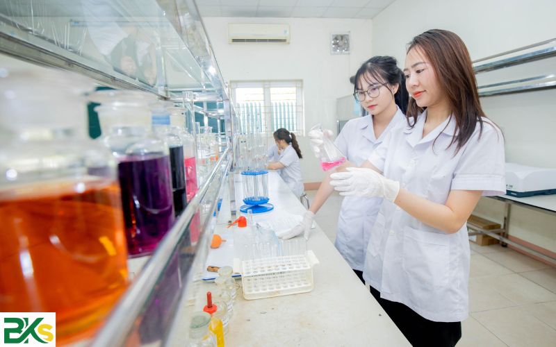 Học Trung cấp ngành Dược dành cho người đi làm 7 Thời gian đào tạo Trung cấp ngành Dược