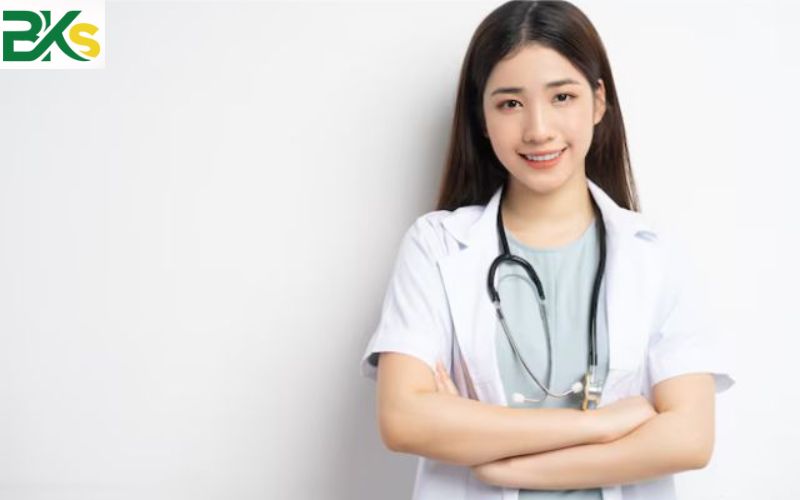 Tìm hiểu về bằng Y sĩ đa khoa