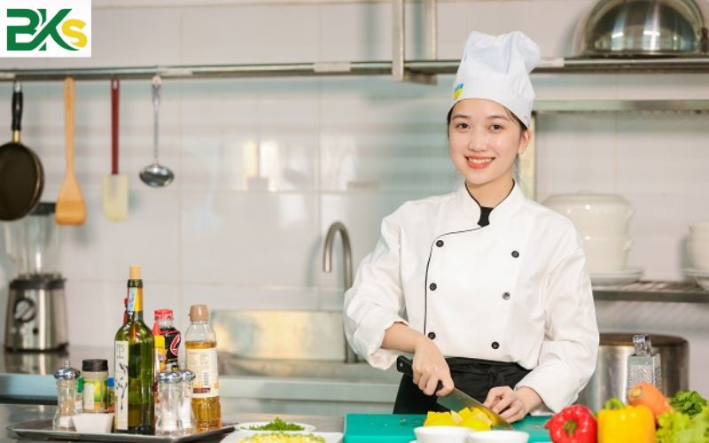 Chương trình học Cao đẳng Quản trị nhà hàng là gì?