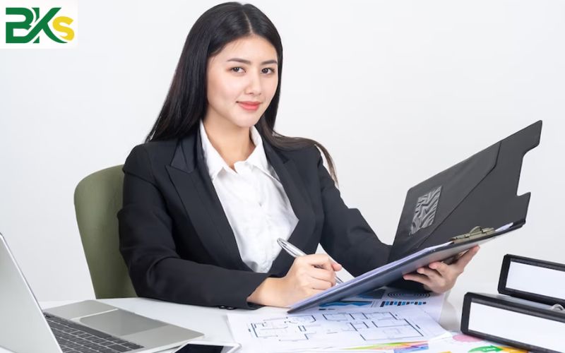 Đối tượng tuyển sinh Trung cấp ngành Kế toán doanh nghiệp vừa học vừa làm là ai?