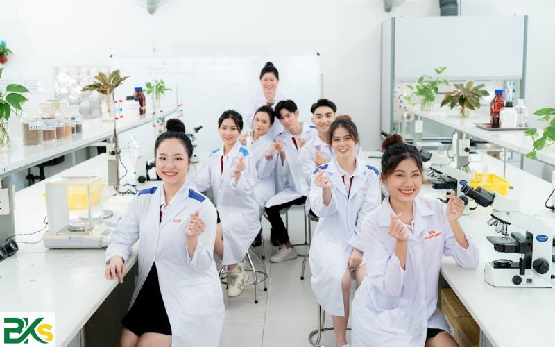 Chương trình học Trung cấp Dược Cấp tốc có gì?