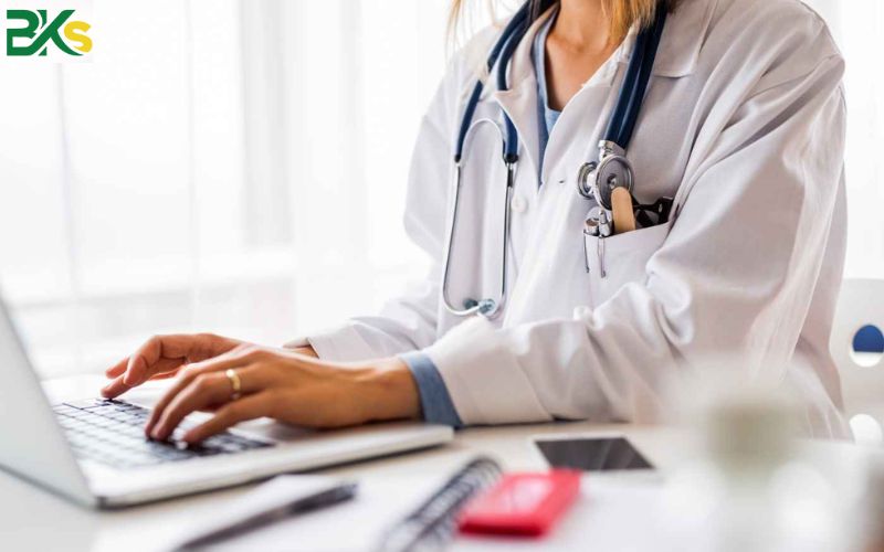 Học Trung cấp online ngành Y sĩ đa khoa cho người đi làm 5 Học Trung cấp online ngành Y sĩ đa khoa