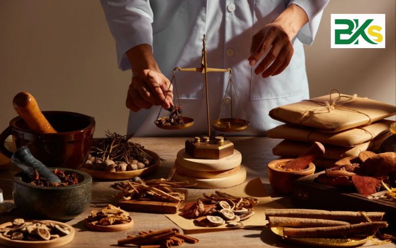 tuyen sinh khoa hoc y hoc co truyen van bang 2