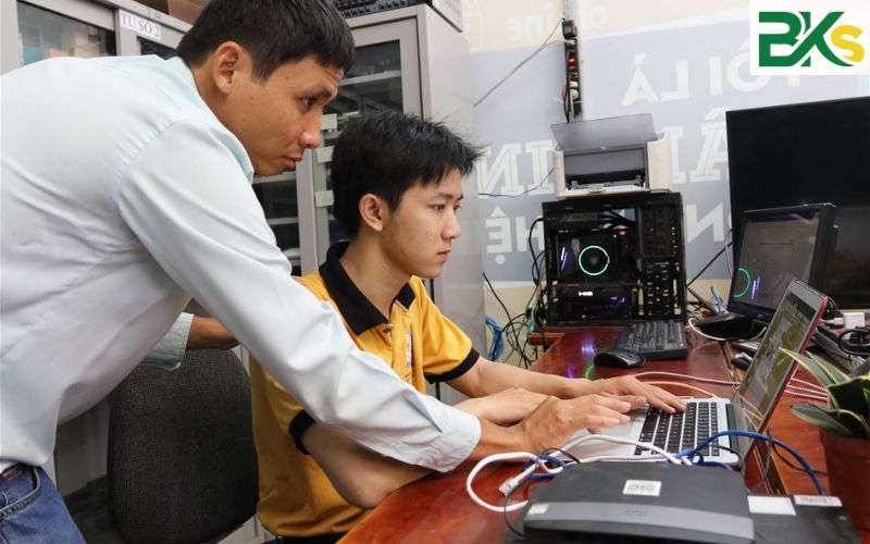 Có nên học Trường đào tạo ngành Công nghệ thông tin không?