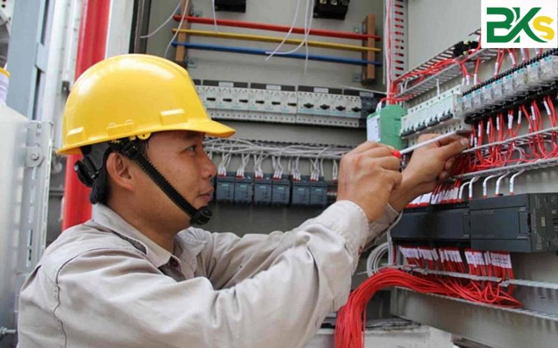 Điện công nghiệp là học cái gì?