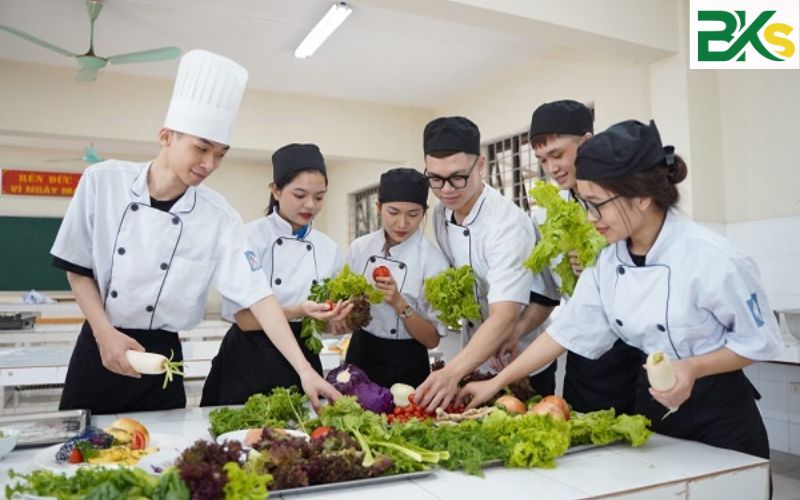 Kỹ thuật chế biến món ăn là học cái gì ?