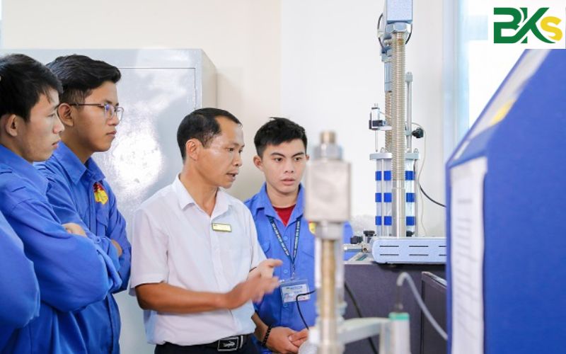 Các Trường đào tạo Kỹ thuật xây dựng tại TPHCM 5 Vì sao nên học Trường đào tạo Kỹ thuật xây dựng tại TPHCM?