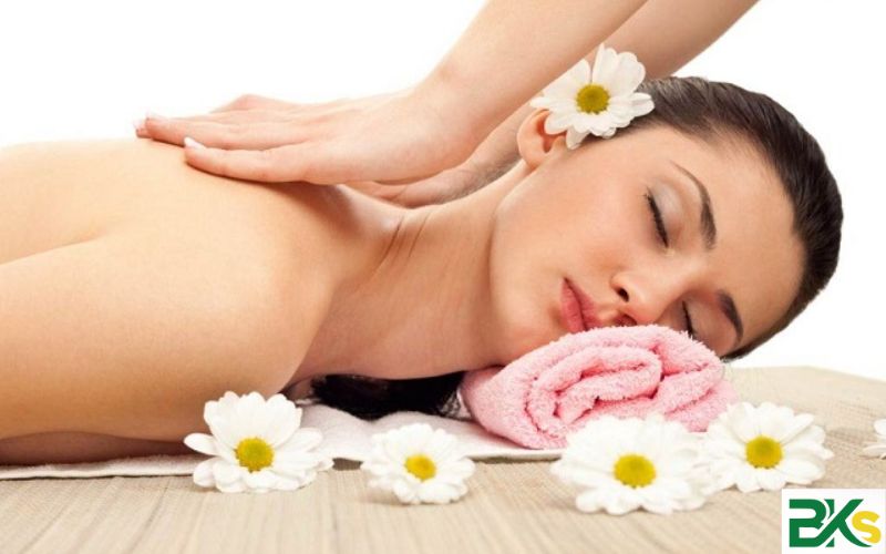 Chương trình đào tạo Chăm sóc sắc đẹp hệ Trung cấp chuẩn Bộ học những gì?