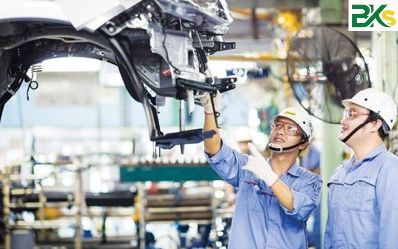 Học Văn bằng 2 Công nghệ ô tô có khó không?