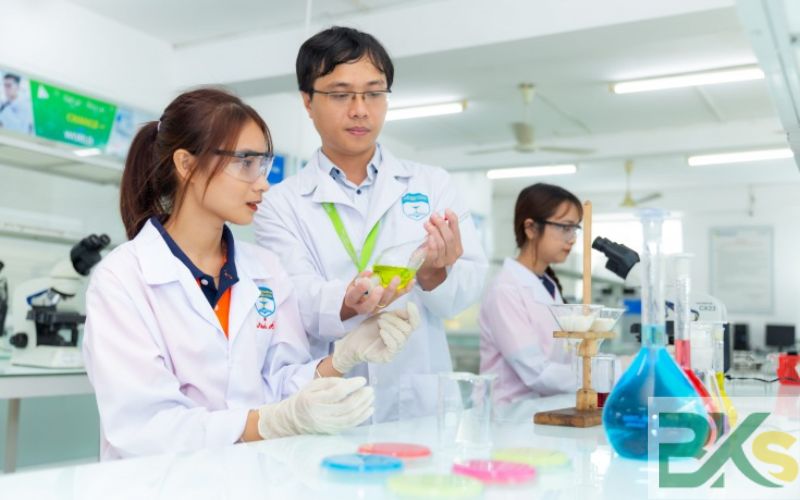 Các trường đào tạo Cao đẳng ngành Dược tại TPHCM 7 Học đào tạo Cao đẳng ngành Dược ra trường có dễ xin việc không?