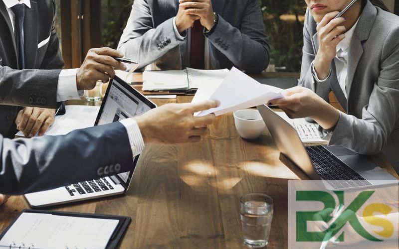 Những đối tượng nào phù hợp với Trung cấp ngành Quản trị doanh nghiệp online?
