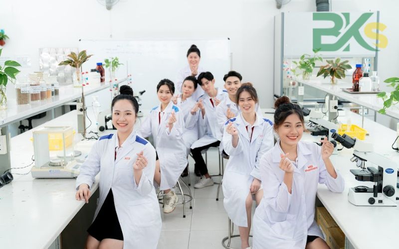 Các trường đào tạo Cao đẳng ngành Dược tại TPHCM 5 Tiêu chí lựa chọn trường đào tạo Cao đẳng ngành Dược phù hợp