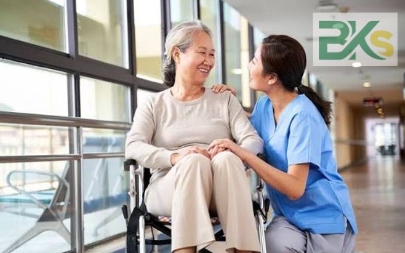 Trung cấp Điều dưỡng học cuối tuần dành cho người đi làm 6 Chương trình Trung cấp Điều dưỡng học cuối tuần học những gì?