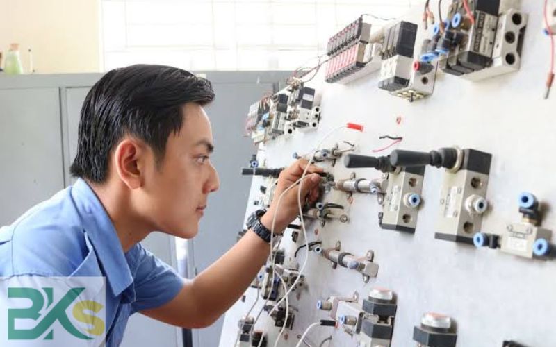 Học Cao đẳng Điện công nghiệp