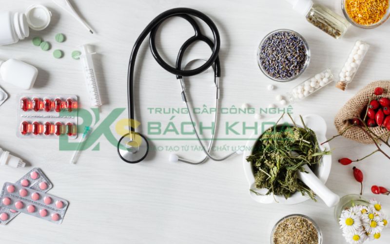 Mức học phí ngành Y học cổ truyền mới nhất 5 Vì sao học phí ngành Y học cổ truyền mỗi trường lại khác nhau?