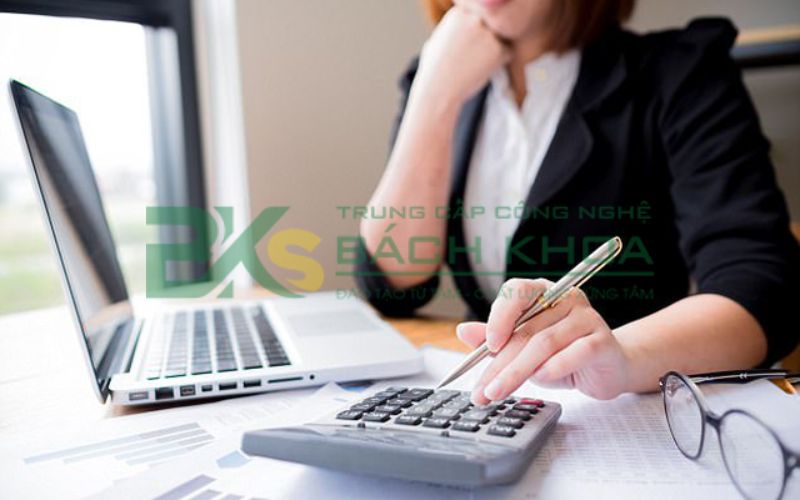 Học Ngành Kế toán ra trường làm gì?
